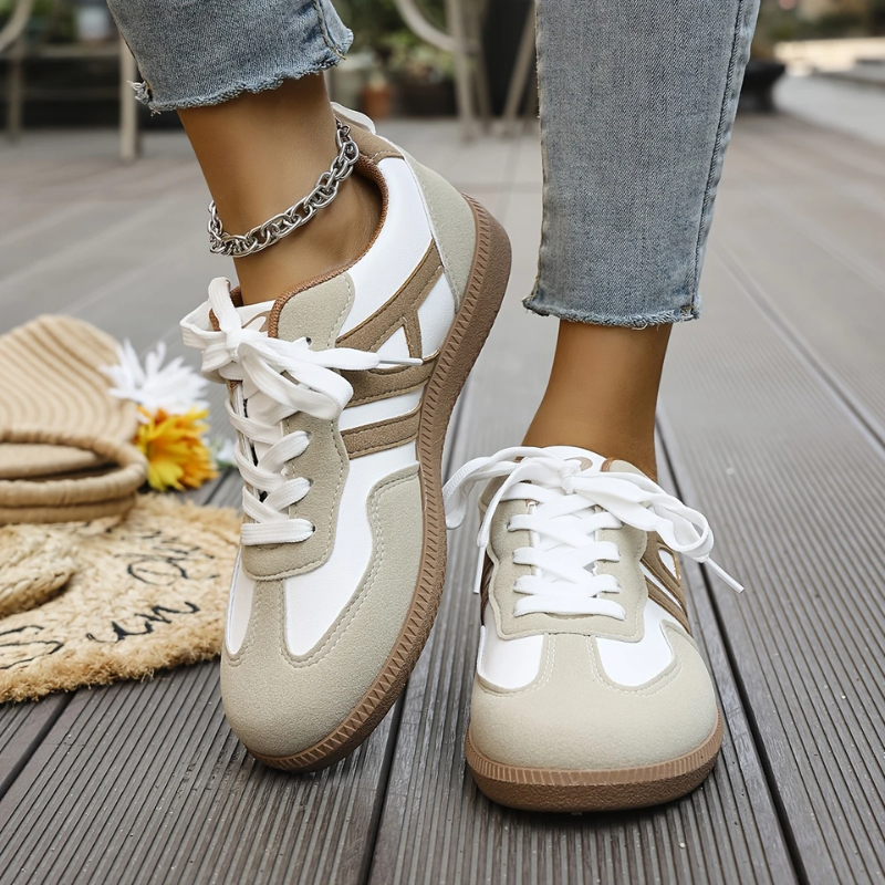 Machteld - Sneakers Dames Retro Laag met Veters Zelfverzekerd en Tijdloos