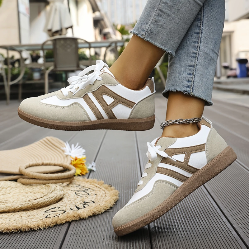 Machteld - Sneakers Dames Retro Laag met Veters Zelfverzekerd en Tijdloos