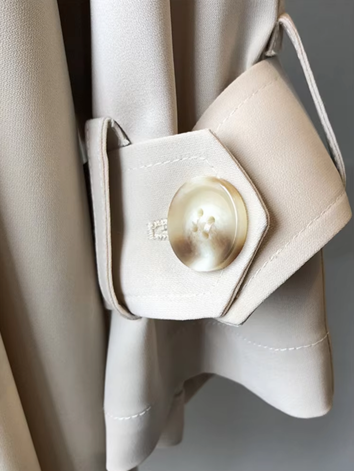 Britt - Tussenjas Dames Trenchcoat Lang met Dubbele Knopenrij Elegant