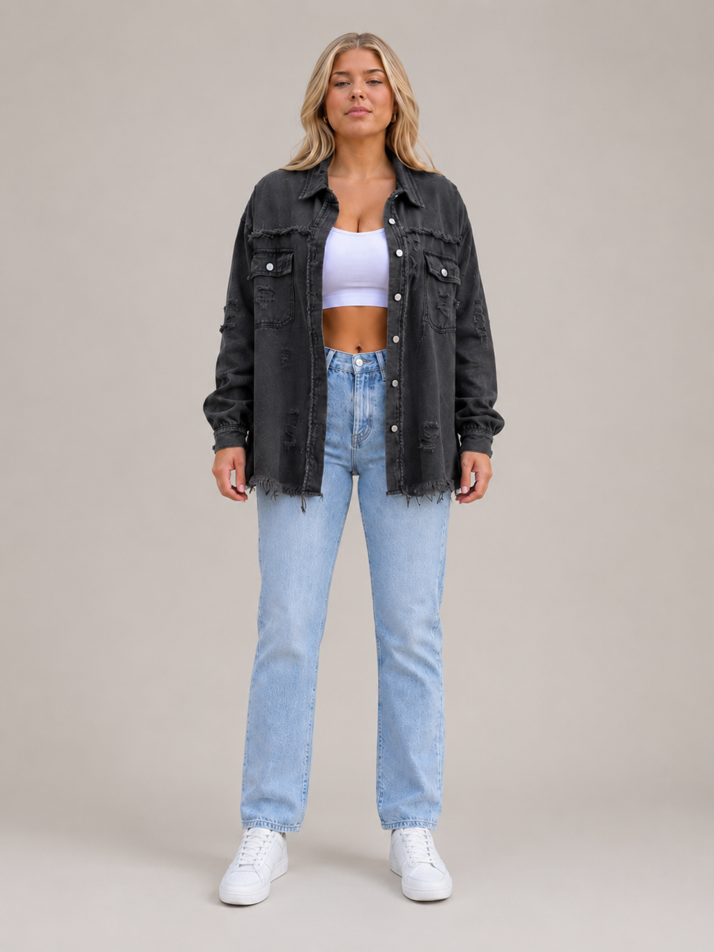 Sjoukje - Tussenjas Dames Oversized met Drukknopen en Gerafelde Zoom Urban