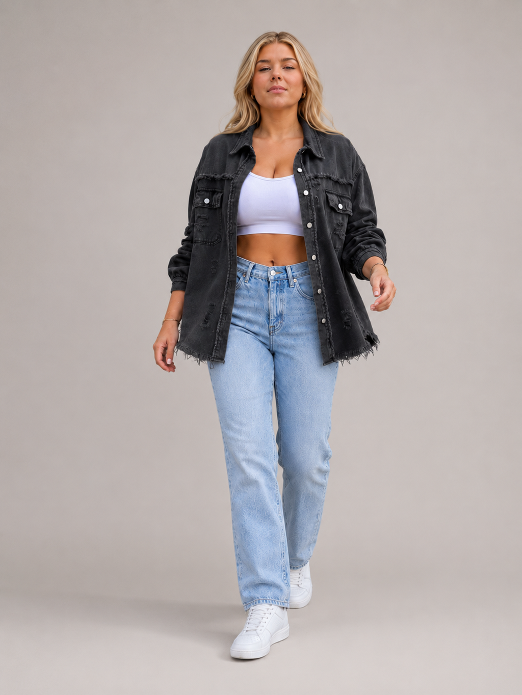 Sjoukje - Tussenjas Dames Oversized met Drukknopen en Gerafelde Zoom Urban