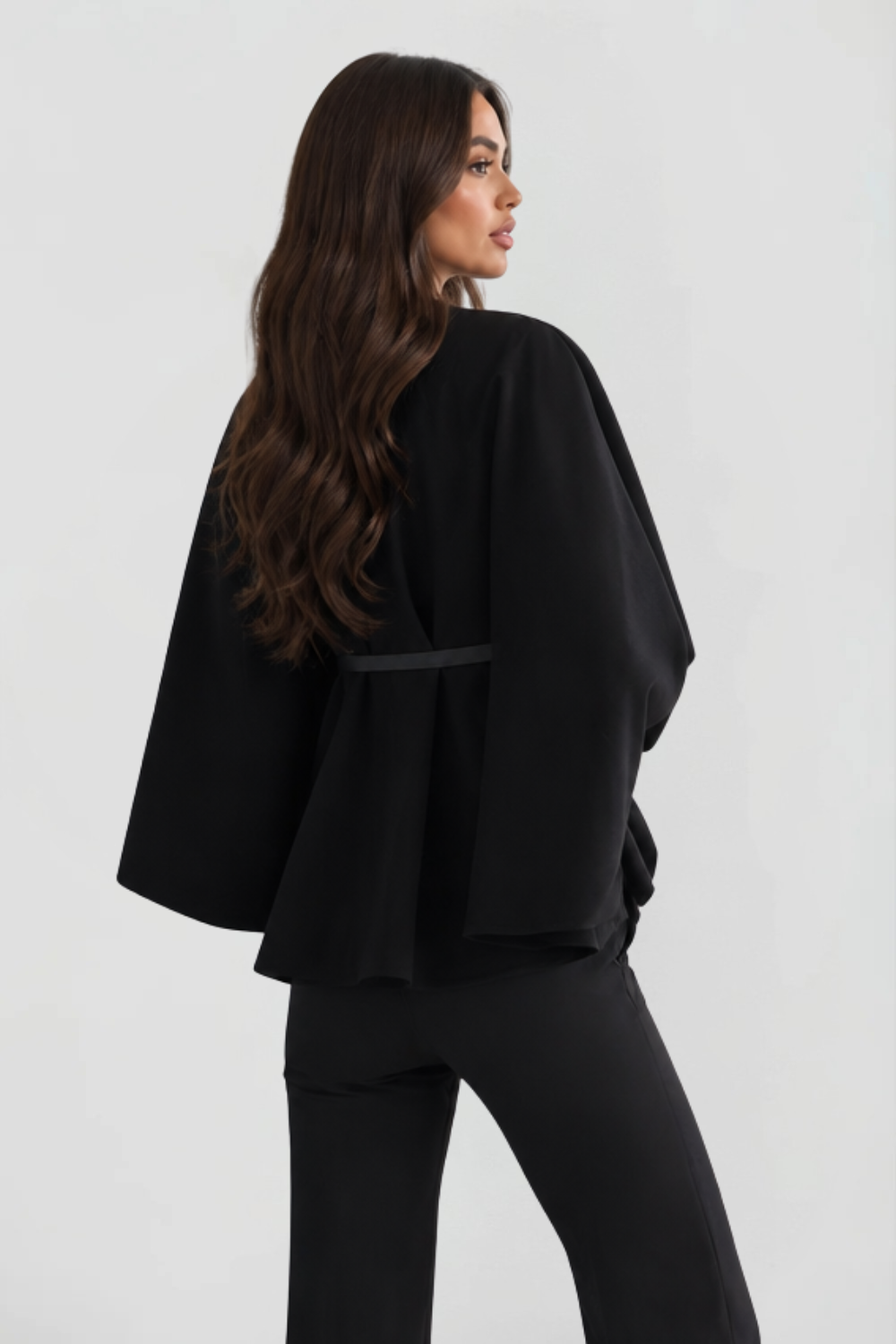 Capejas Dames Oversized met Opstaande Kraag en Ceintuur Elegant