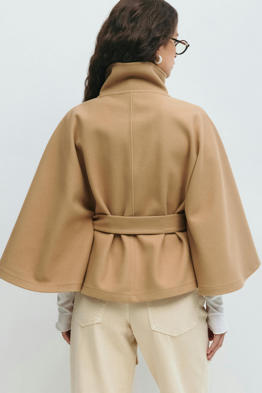 Capejas Dames Kort met Opstaande Kraag en Strikceintuur Elegant